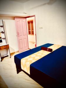 Paddy Surf Cliff Retreat Varkala