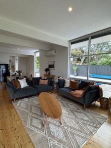 Teringie Retreat with Breathtaking Views