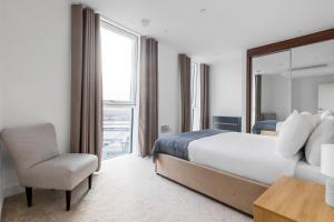 Blueground Nine Elms balcony nr Battersea Park LON-678