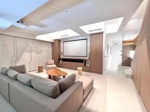 Duplex elegant au coeur du Marais avec cinema - 6P