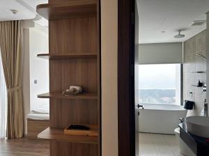 Kira Kira s Apartment, Apec Mandala Phu Yen Condotel