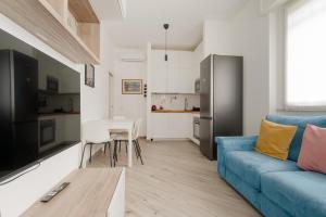 GuestHost - Lovely Flat near Frattini M4