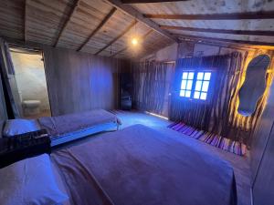 Anne Sinai Best Camp