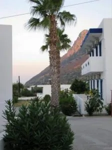Christina Studios - Kefalos