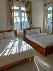 Nhà Nghỉ Hoàng Oanh