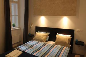 Opposite thermal bath, city centre, 2 bed, 2 bath