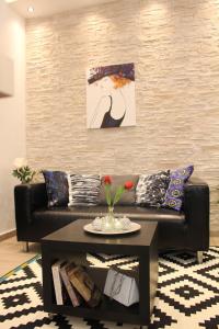 Opposite thermal bath, city centre, 2 bed, 2 bath