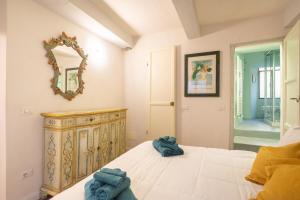 Santo Spirito Historical Residence - 5 min Ponte Vecchio