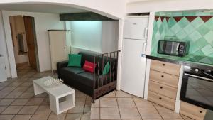 Appartement Cassis 50 m2, en 1ère ligne sur le port, Vue mer, WiFi, Climatisé, Parking