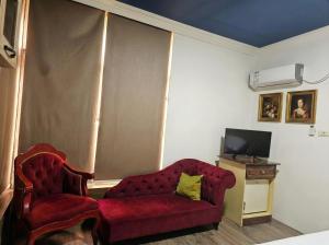 Artist City Center Hotel