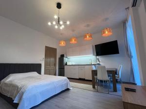 Quiet Luxury Oasis near Szimpla - Balcony & Spa