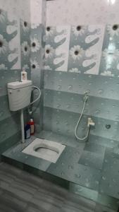 Arail ghaaat sangaaan home stayyyy