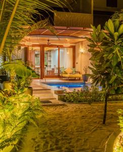 Island Luxury Retreat - Maalhos