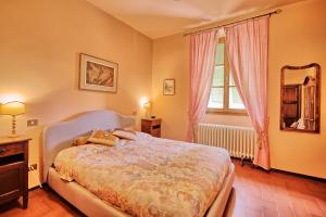 Villa Lo Scoiattolo by PosarelliVillas