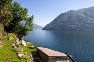 Le Dimore Lake Como City Center - Apartments near Lake, Train and Bus Stations