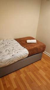 Just Like Home I Spacious 3BR I Sleeps5 I Parking I Fast Wi-Fi I LongTerm Rates