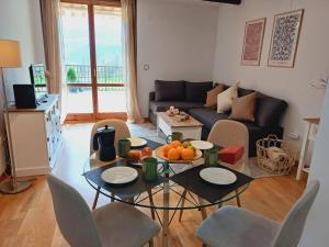 La Terraza de Escarrilla, con piscina