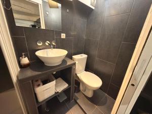 La Rose: Charming 2-room apartment in the heart of Nice - 3-min. from the beach