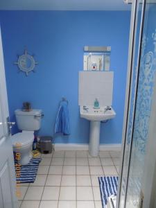 Double Room with Shared Bathroom room in Cú Chulainns B&B