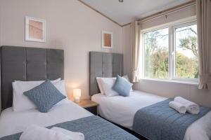 Olive Lodge Benllech