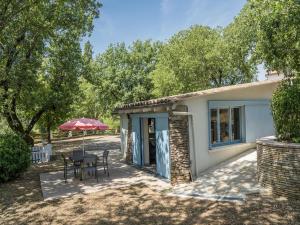 Cottage with River Views, Uzer
