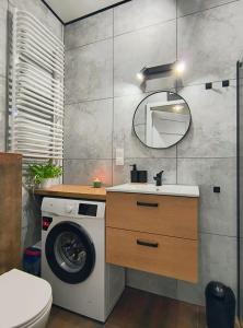 Lily Apart - Rooftop Terrace Apartments by the Shipyard