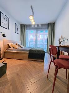 Lily Apart - Rooftop Terrace Apartments by the Shipyard