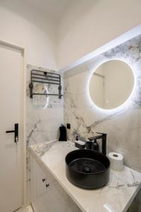 Serenity Nook by Sefi