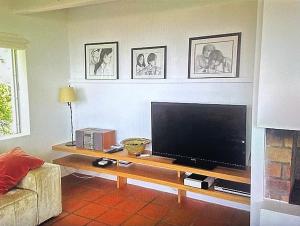 Arhitect design pool villa Biarritz beach