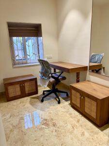 Shobhalay- Premium 2BHK Parking prime location super interior