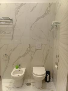 Stazione centrale casa di Lucio