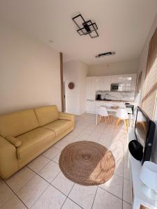 JARDIN DES MUSES III - 2 PIECES - Carré dor Menton