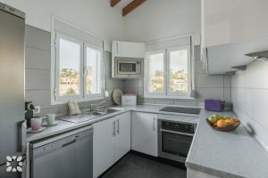 Villa Puerto Blanco by Abahana Villas