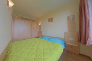 Apartment 541