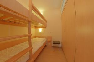 Apartment 541