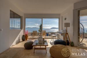 Villa Karima with Sea View