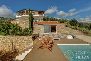 Villa Karima with Sea View