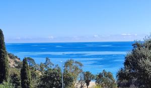 Duplex avec rooftop & vue mer à 3 min à pieds de la plage de Bonporteau