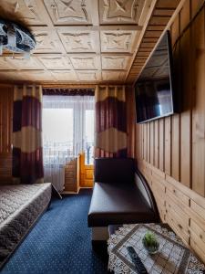 Małocichowiański Dworek - Pokoje Gościnne