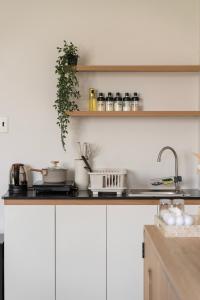 Dehom 2 - Homestay Vạn Phúc City