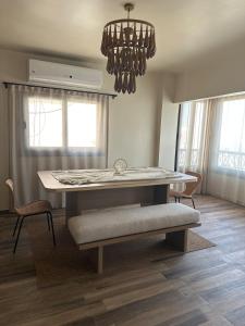 Pyramid Duo Tub Suite 2BD & Rooftop Acc