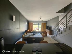 Stay at the Herold 706