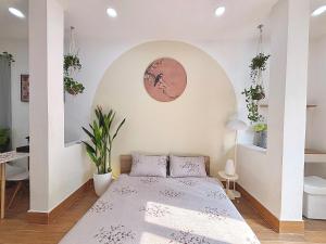 Central Saigon Apartment, Sam House