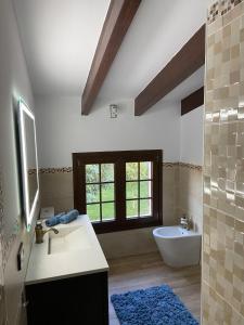 Family-friendly finca with picturesque garden