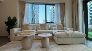 1BDR with Huge Balcony Stylish Living