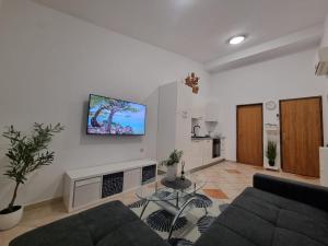 Mia Sunset Residence