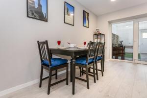 Casinha da Baia Townhouse with private patio