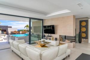 Villa Morris Signature