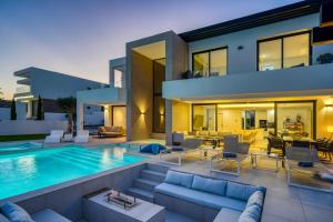 Villa Morris Signature