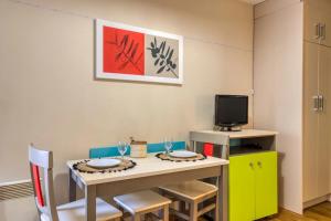 Le Murmure pieds dans leau